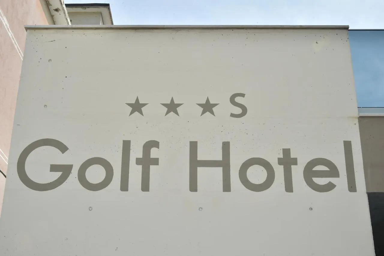 Hotel Golf ***S Μπιμπιόνε 3*,  Ιταλία