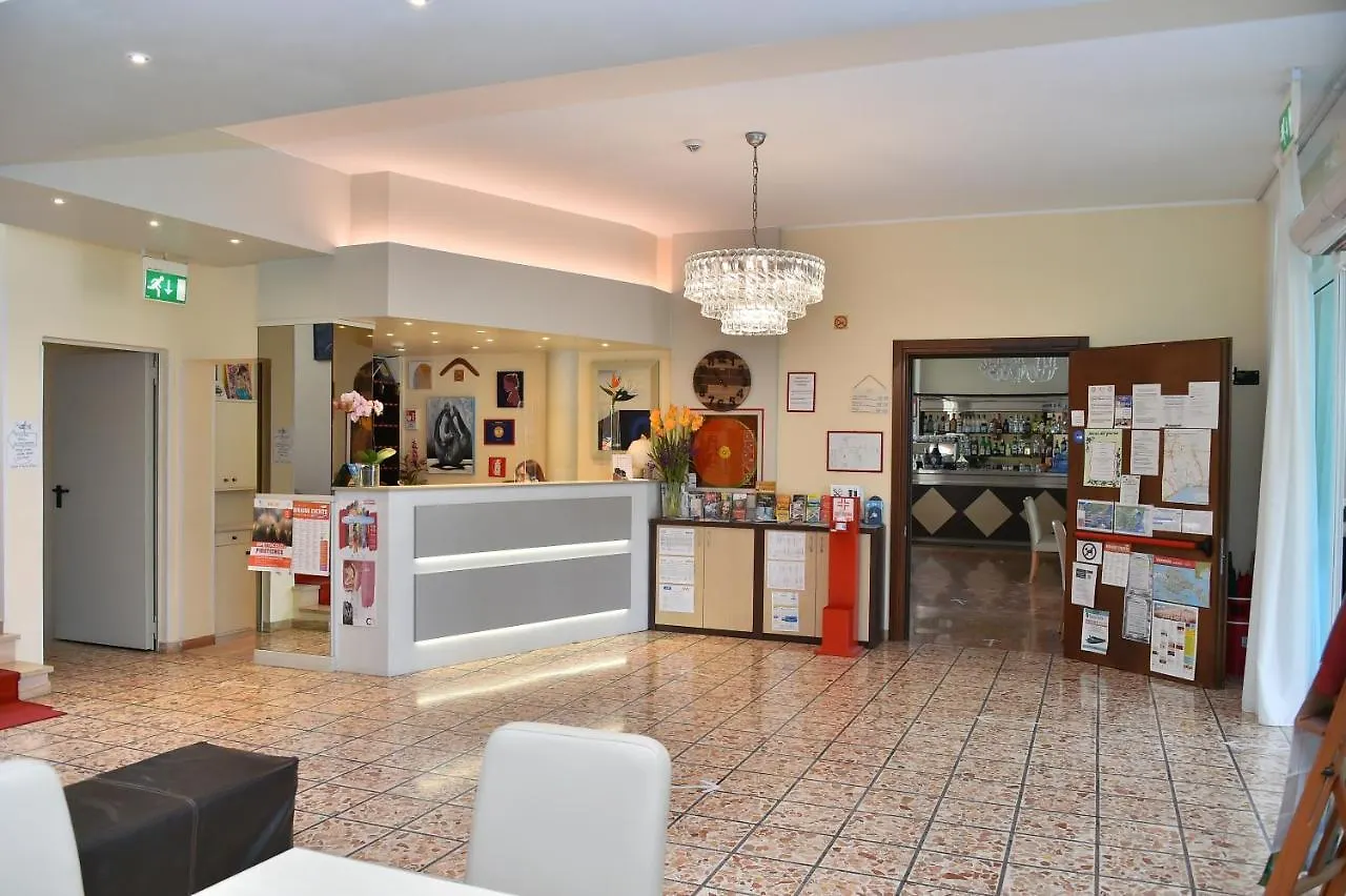 Hotel Golf ***S Μπιμπιόνε Ιταλία