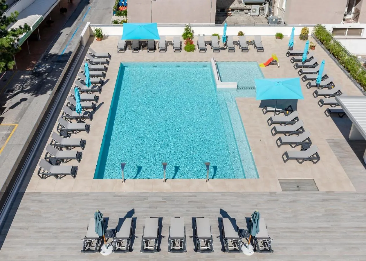 Hotel Golf ***S Μπιμπιόνε