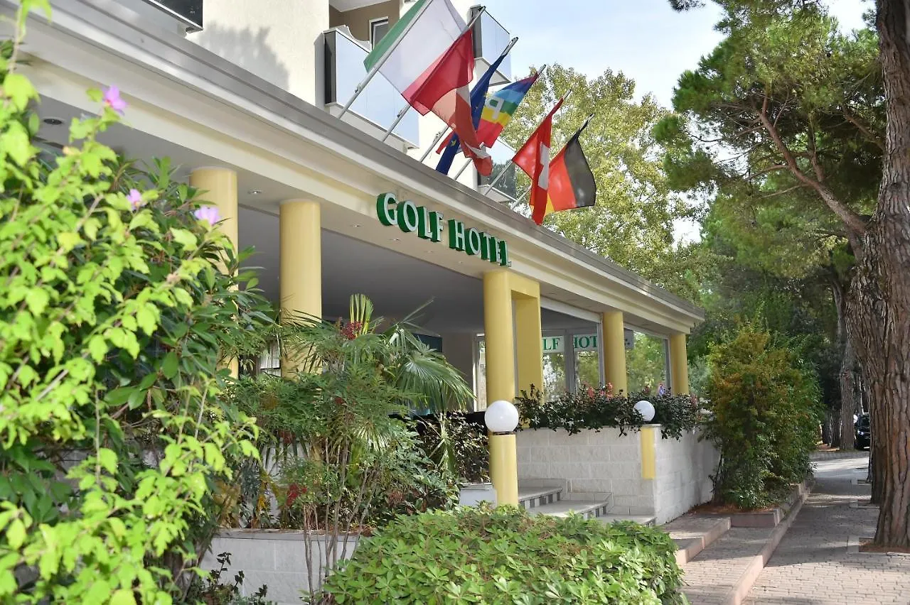 Hotel Golf ***S Μπιμπιόνε